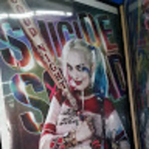 Meet your Posher, Tee